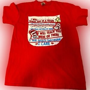 Red Dr Seuss women T Shirt M